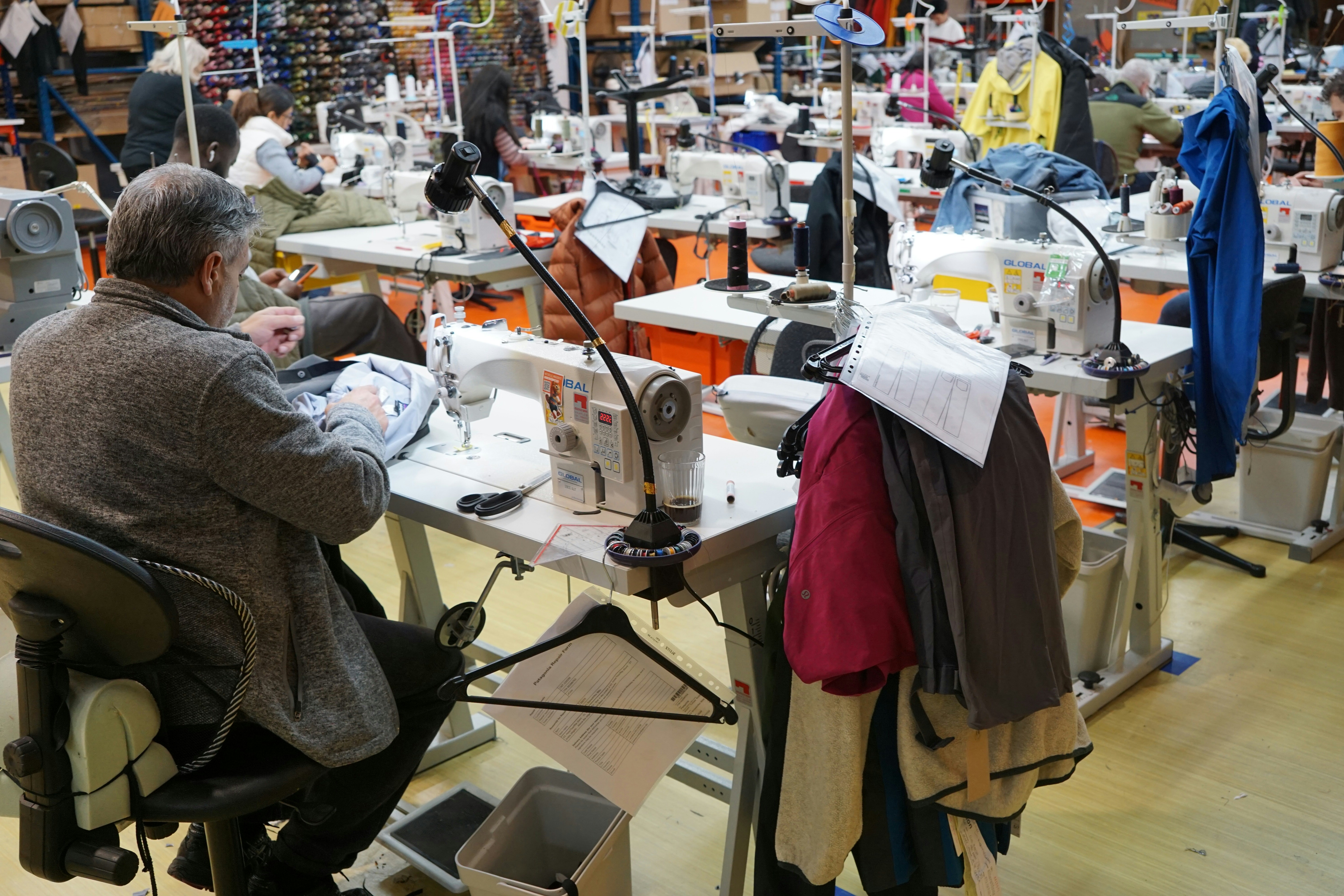 PERFORM GARMENT CONSTRUCTION 