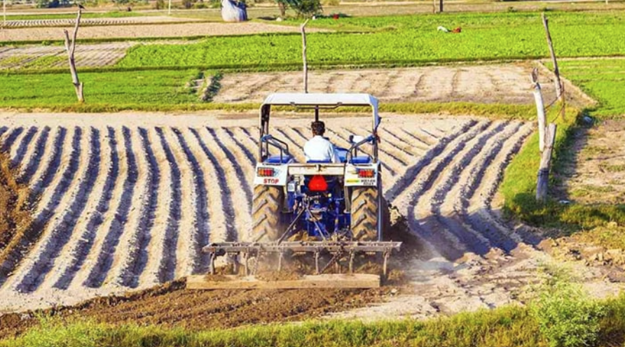 OPERATING THE SMALL FARM MACHINERY